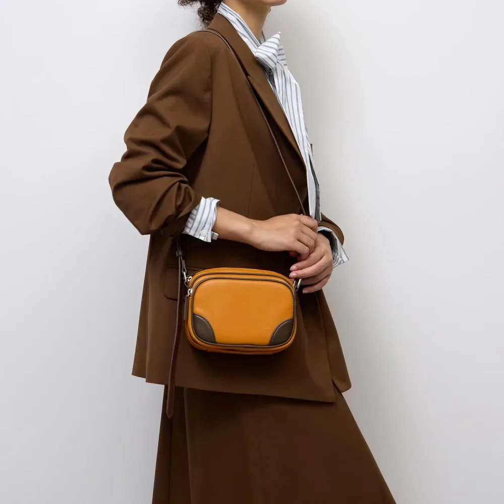 GU Out-Pocket Mini Shoulder Bag CL 360893 Japan best brand  13.5×18×4cm