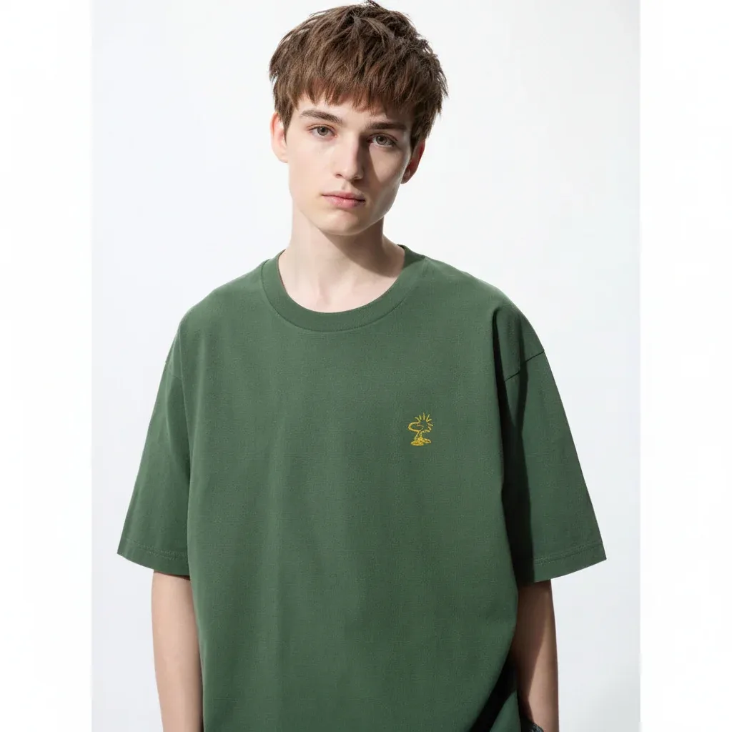 UniQlo Peanuts UT Relax Fit T-Shirt – Woodstock 489070 Japan best brand
