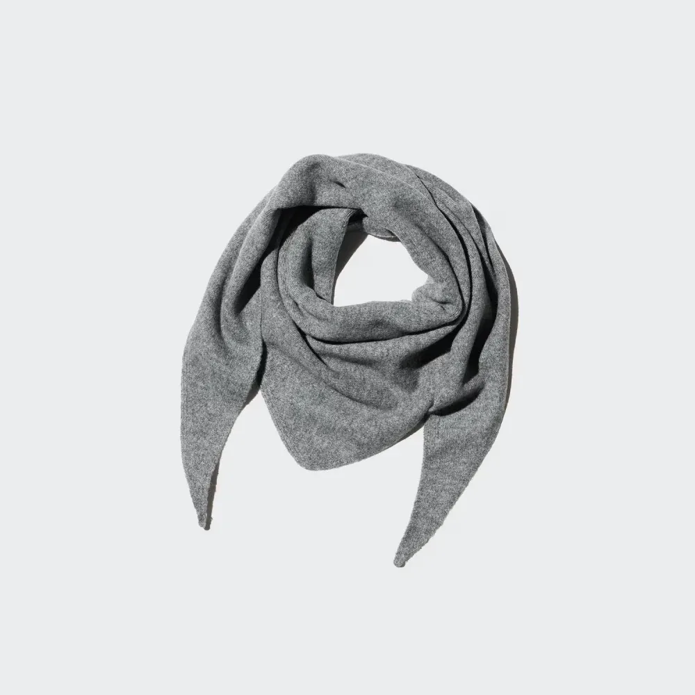 UniQlo Soufflé Yarn Triangle Scarf 489162 Japan best brand