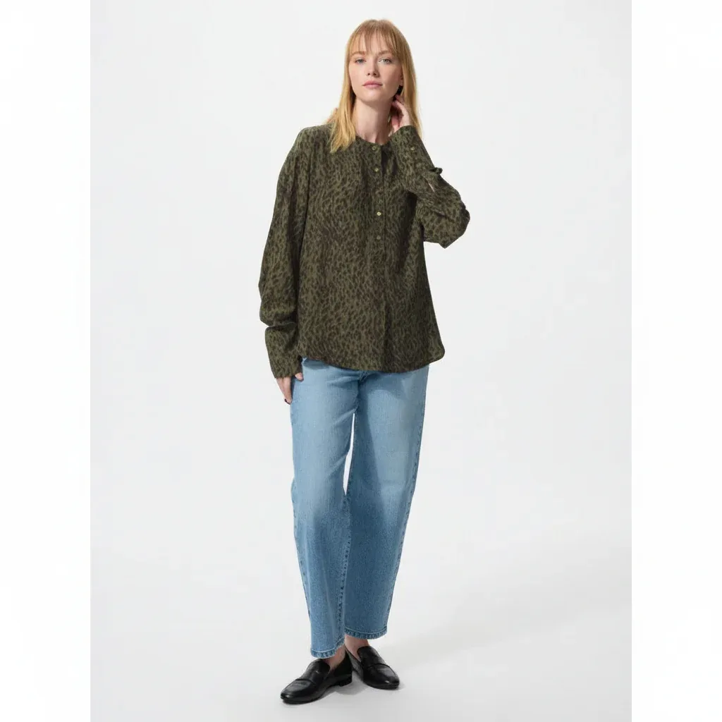 UniQlo Rayon Collarless Blouse 484563 Japan best brand