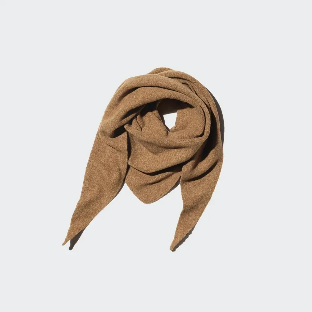 UniQlo Soufflé Yarn Triangle Scarf 489162 Japan best brand