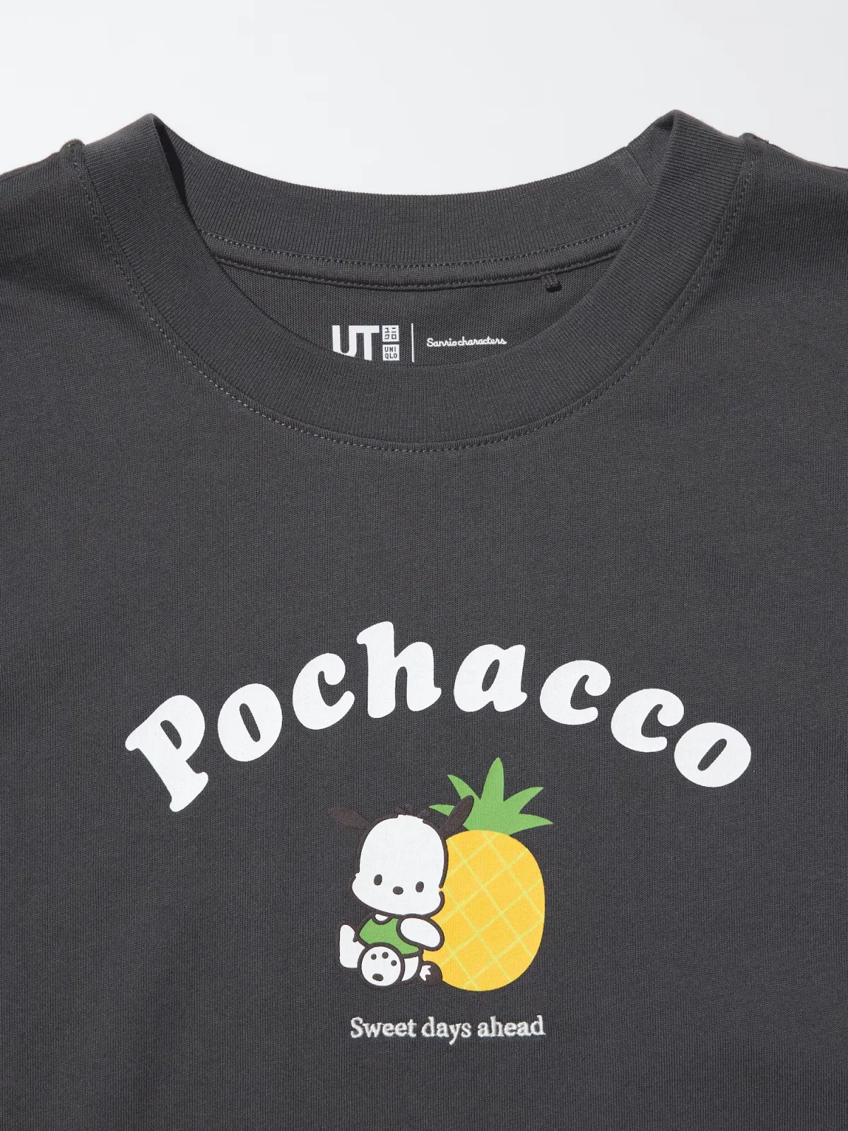 UniQlo Sanrio Characters UT 484471 Japan best brand