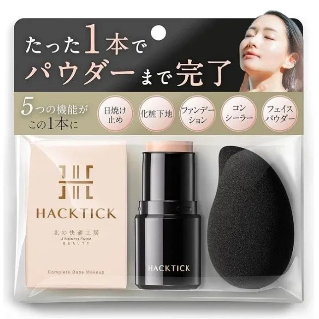 Hacktic Foundation with Drop-Shaped Sponge Stick